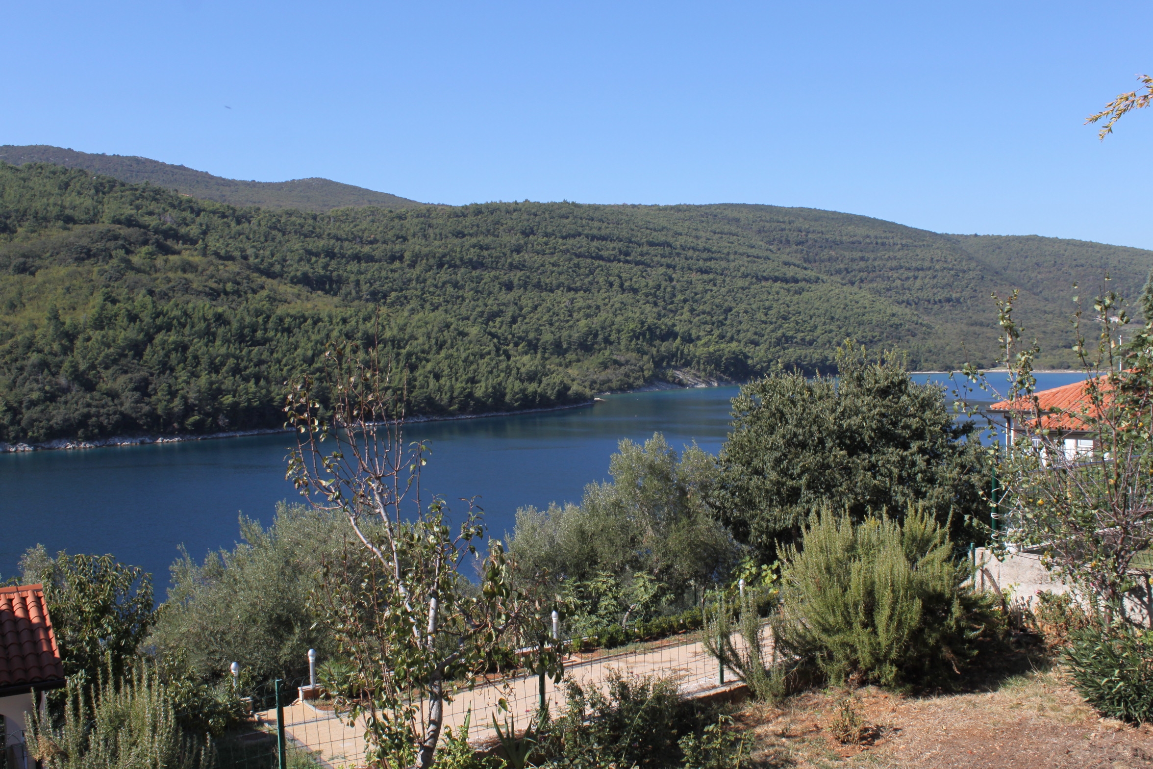 One bedroom apartment with terrace and sea view Duga Luka (Prtlog), Labin  A-b
