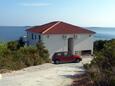 Milna, Vis, Parkeerplaats 3036 - Appartementen near sea with rocky beach.