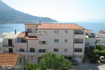 Property Igrane, Makarska, Property 3053 - Apartments near sea with pebble beach.