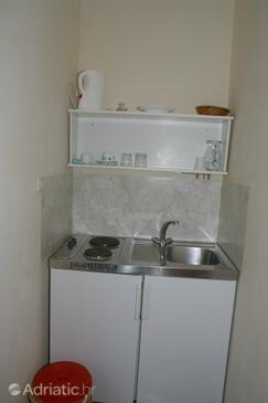 Kitchen Igrane, Kitchen in the studio-apartment, WIFI.