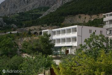 Property Nemira, Omiš, Property 3061 - Apartments with pebble beach.