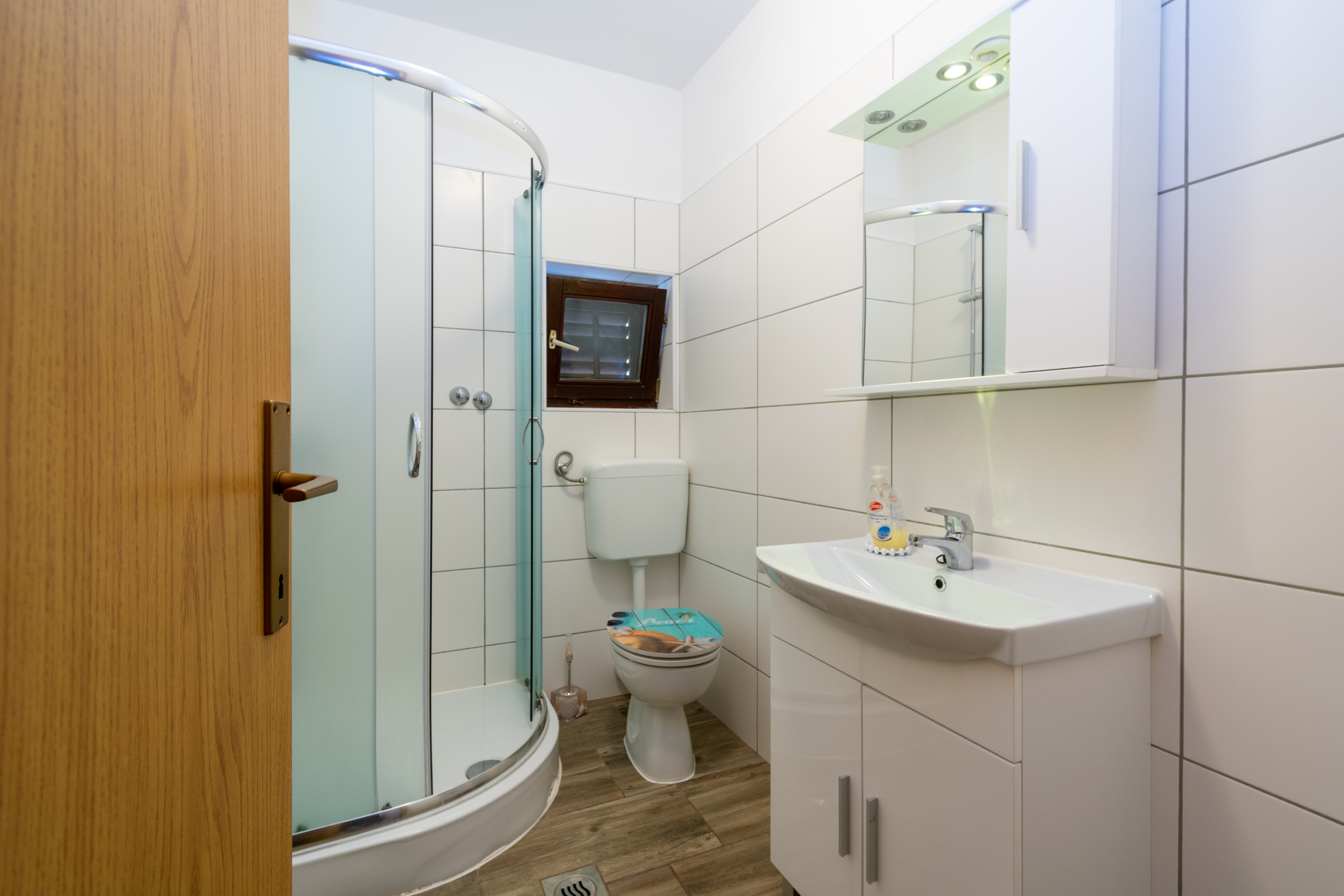 One bedroom apartment with terrace and sea view Mandre, Pag  A-b
