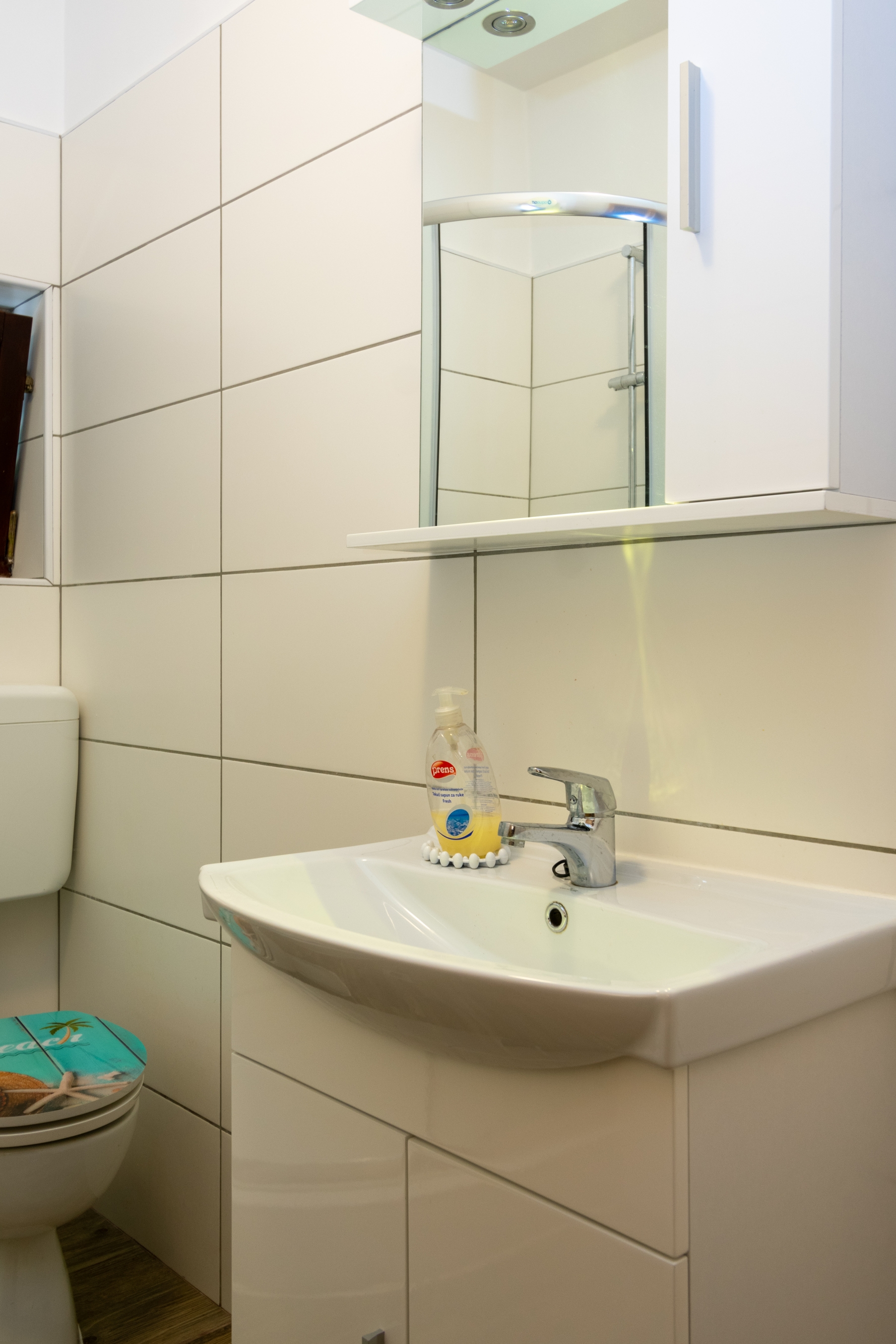 One bedroom apartment with terrace and sea view Mandre, Pag  A-b