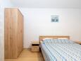 Mandre, Schlafzimmer in folgender Unterkunftsart studio-apartment, Klimaanlage vorhanden und WiFi.