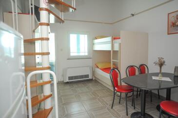 Dining room Caska, Dining room in the apartment, dostupna klima.