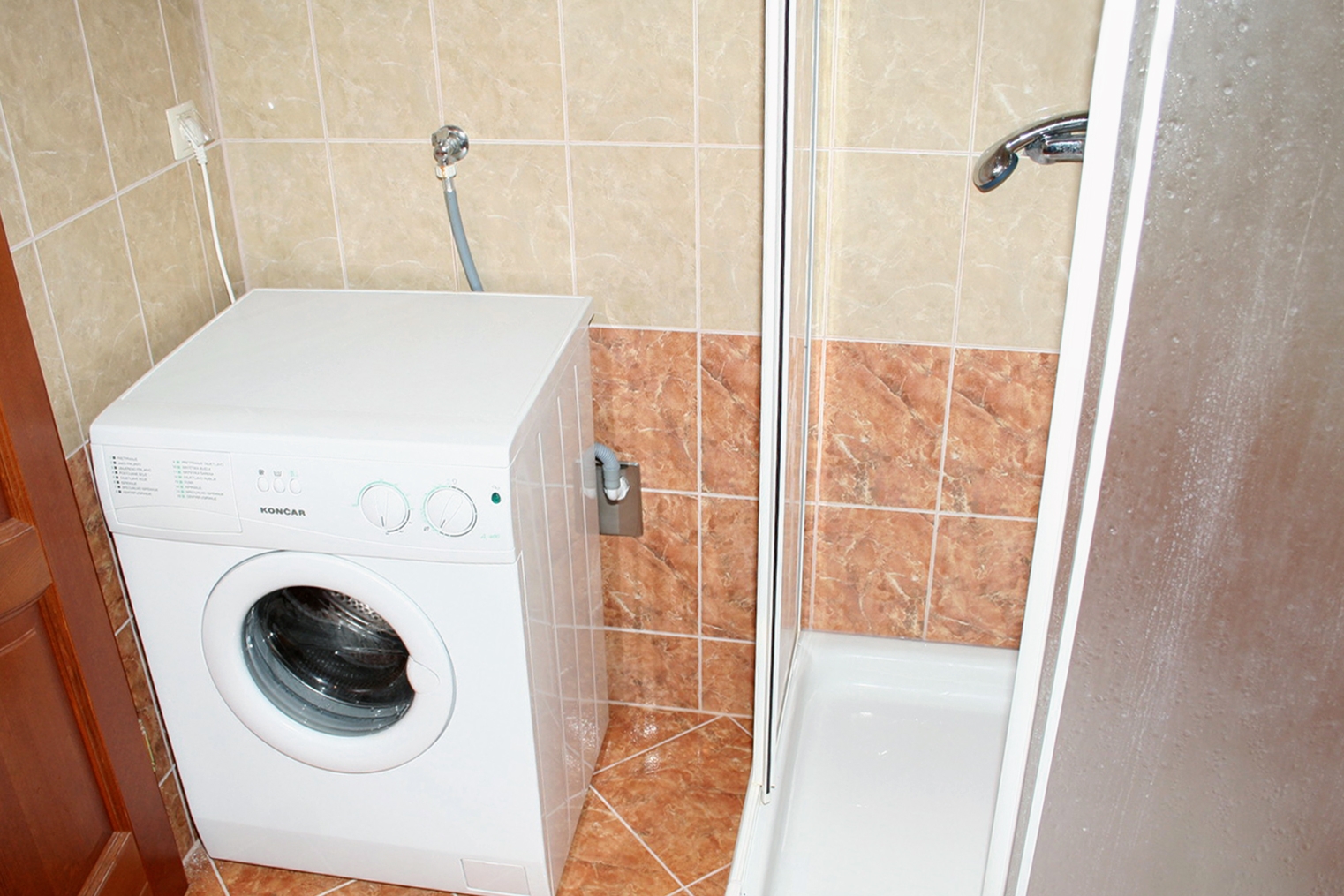 Two bedroom apartment near beach Stara Novalja, Pag  A-a