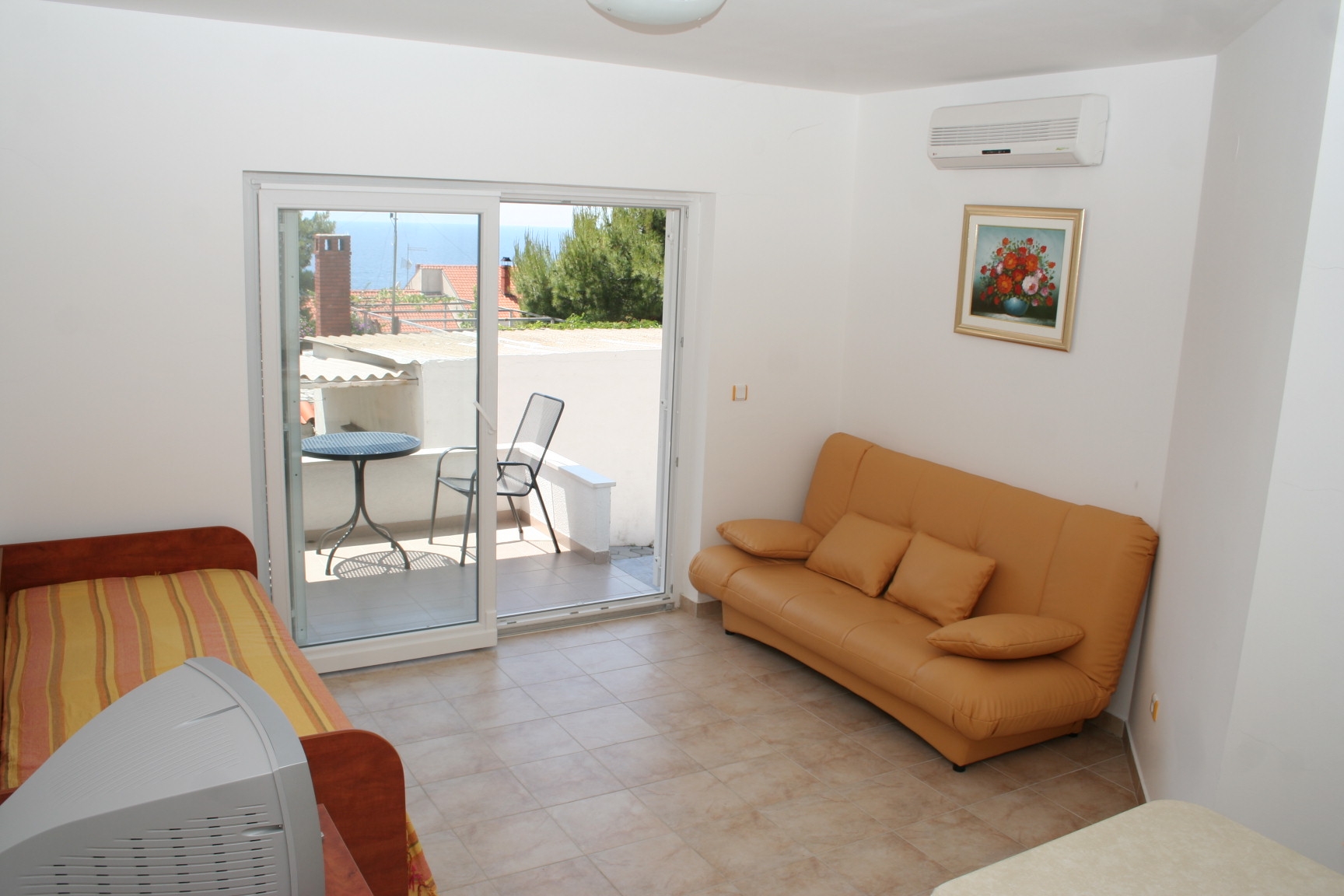 One bedroom apartment with terrace and sea view Bilo, Primošten  A-a