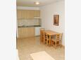 Dining room Vinjerac, Dining room in the studio-apartment, air condition available and WiFi.