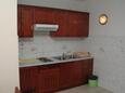 Rogoznica, Kitchen in the apartment, (pet friendly) and WiFi.