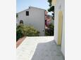 Rogoznica, Terrace in the studio-apartment, (pet friendly) and WiFi.