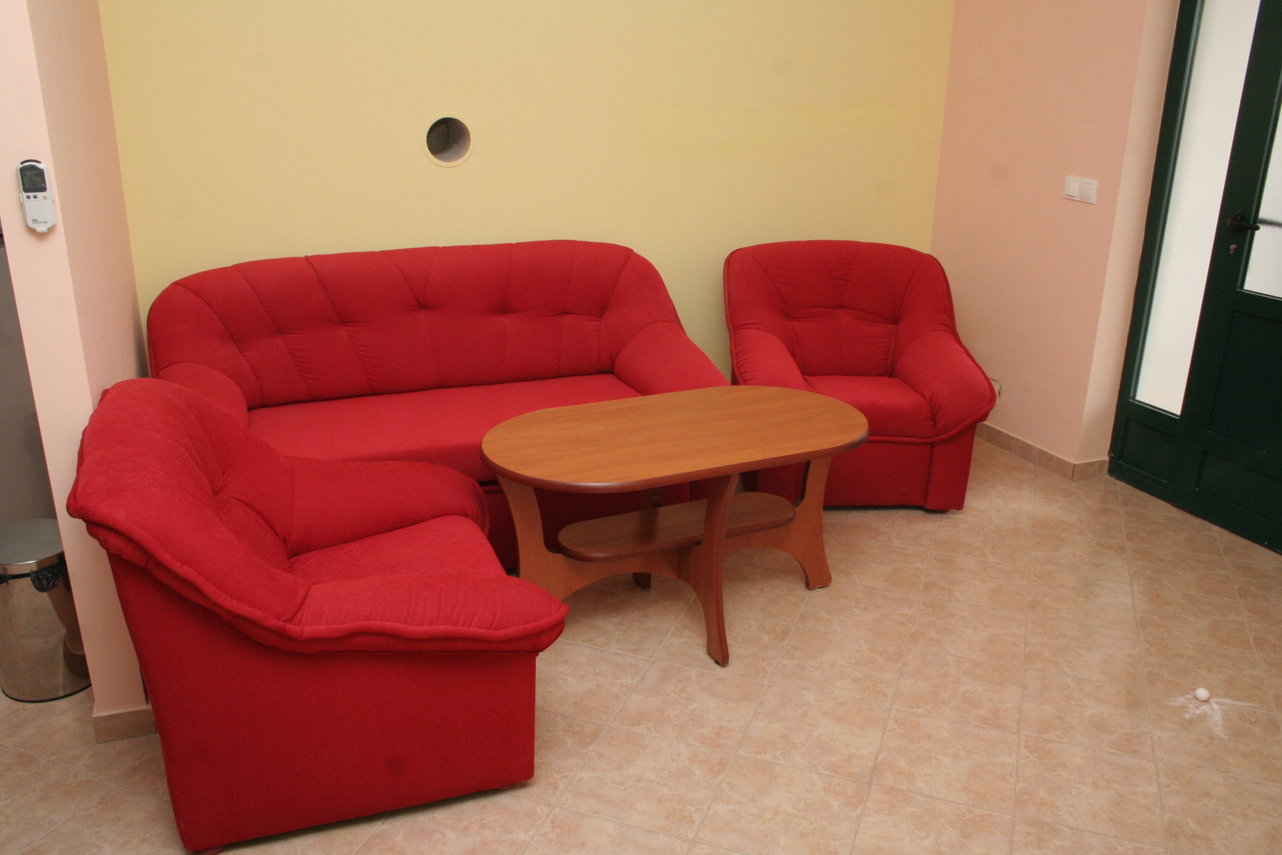 Two bedroom apartment near beach Rogoznica (A-3098-a) Two bedroom apartment near beach Rogoznica (A-3098-a)