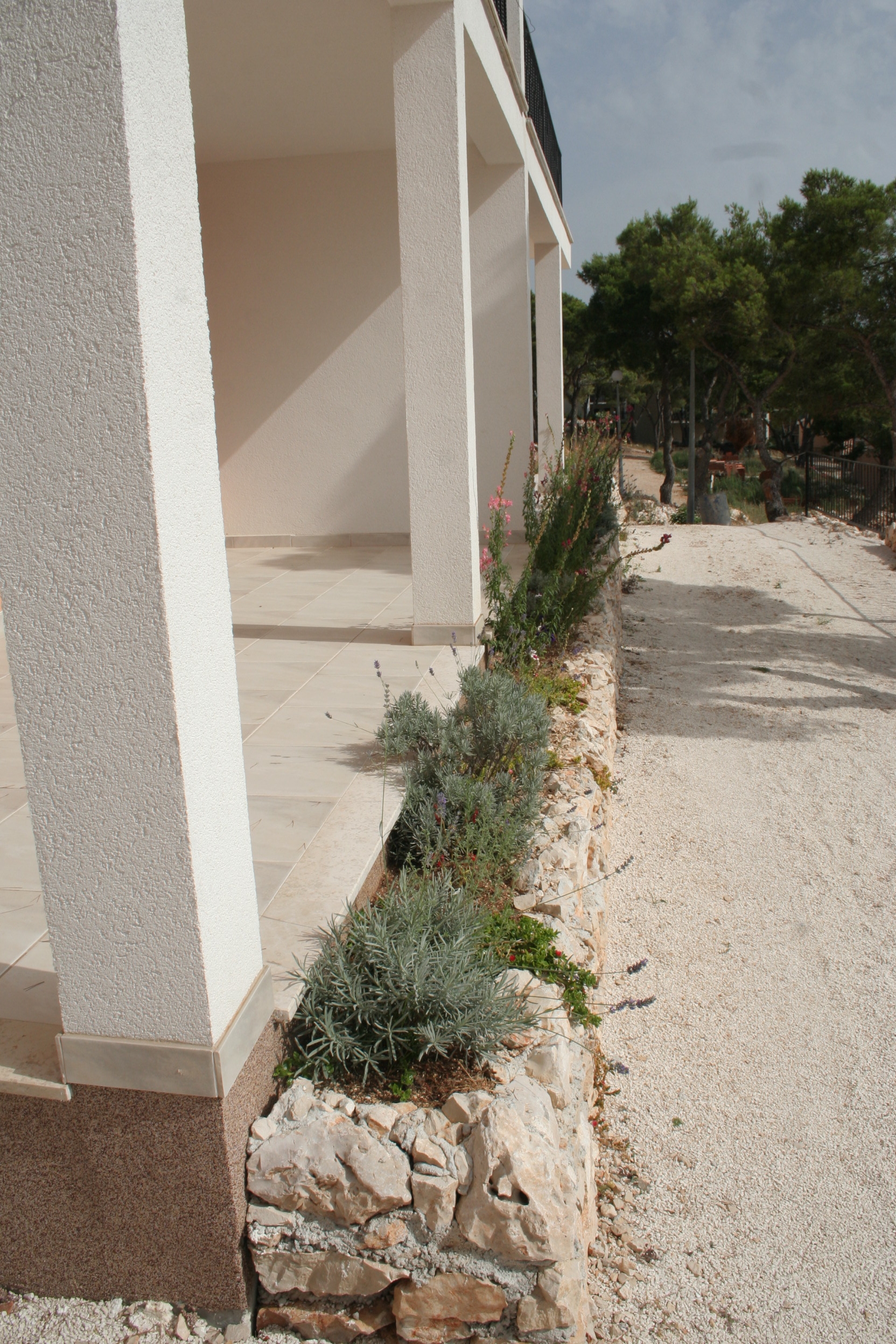 Two bedroom apartment near beach Rogoznica  A-a