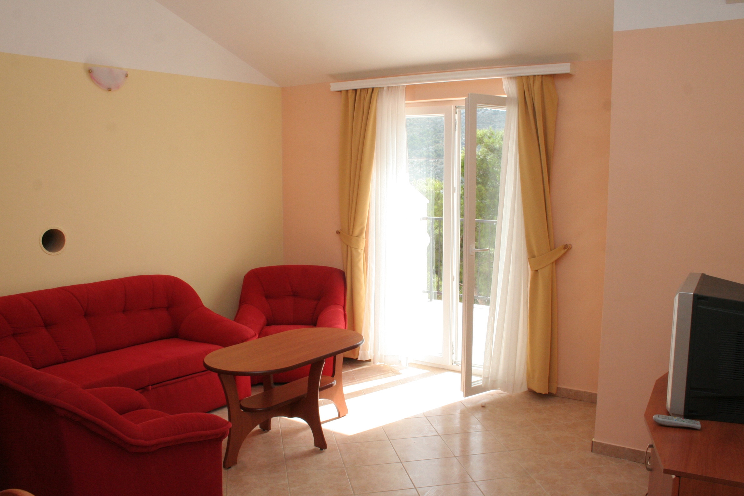 One bedroom apartment near beach Rogoznica (A-3098-d) One bedroom apartment near beach Rogoznica (A-3098-d)