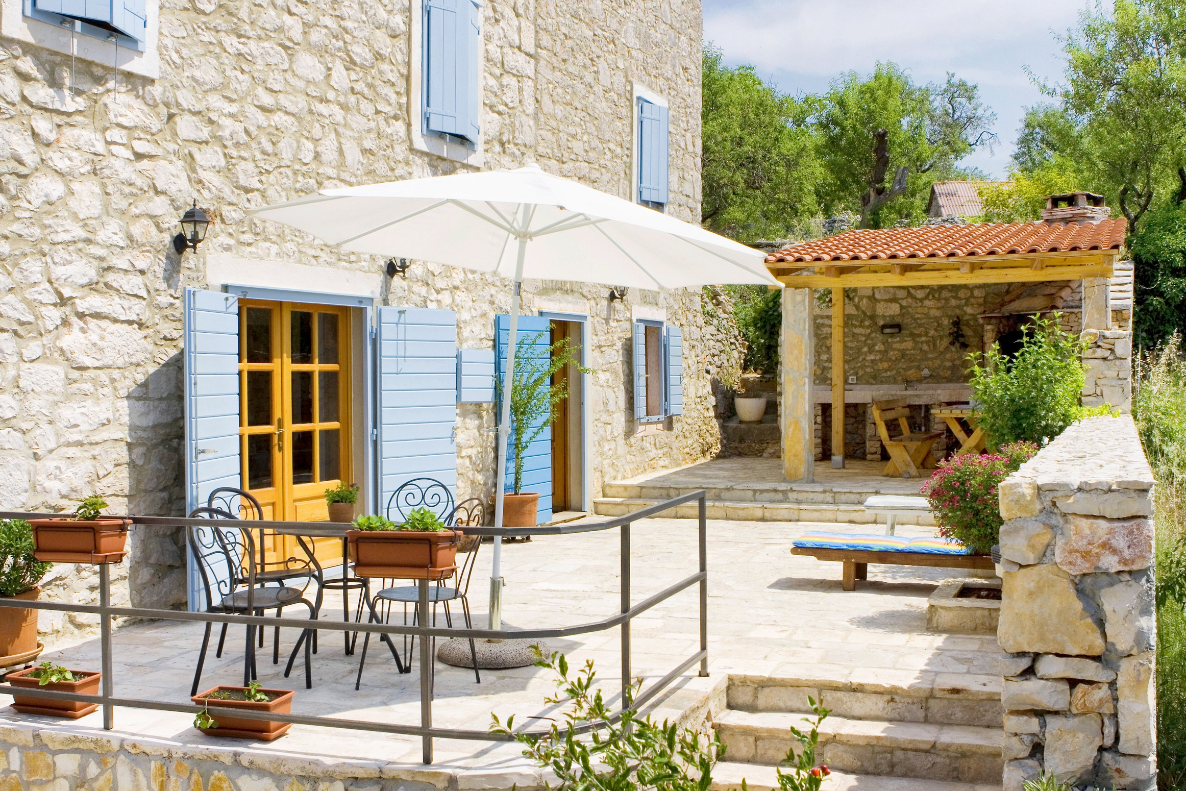 Three bedroom house with terrace and sea view Milna, Brač  K