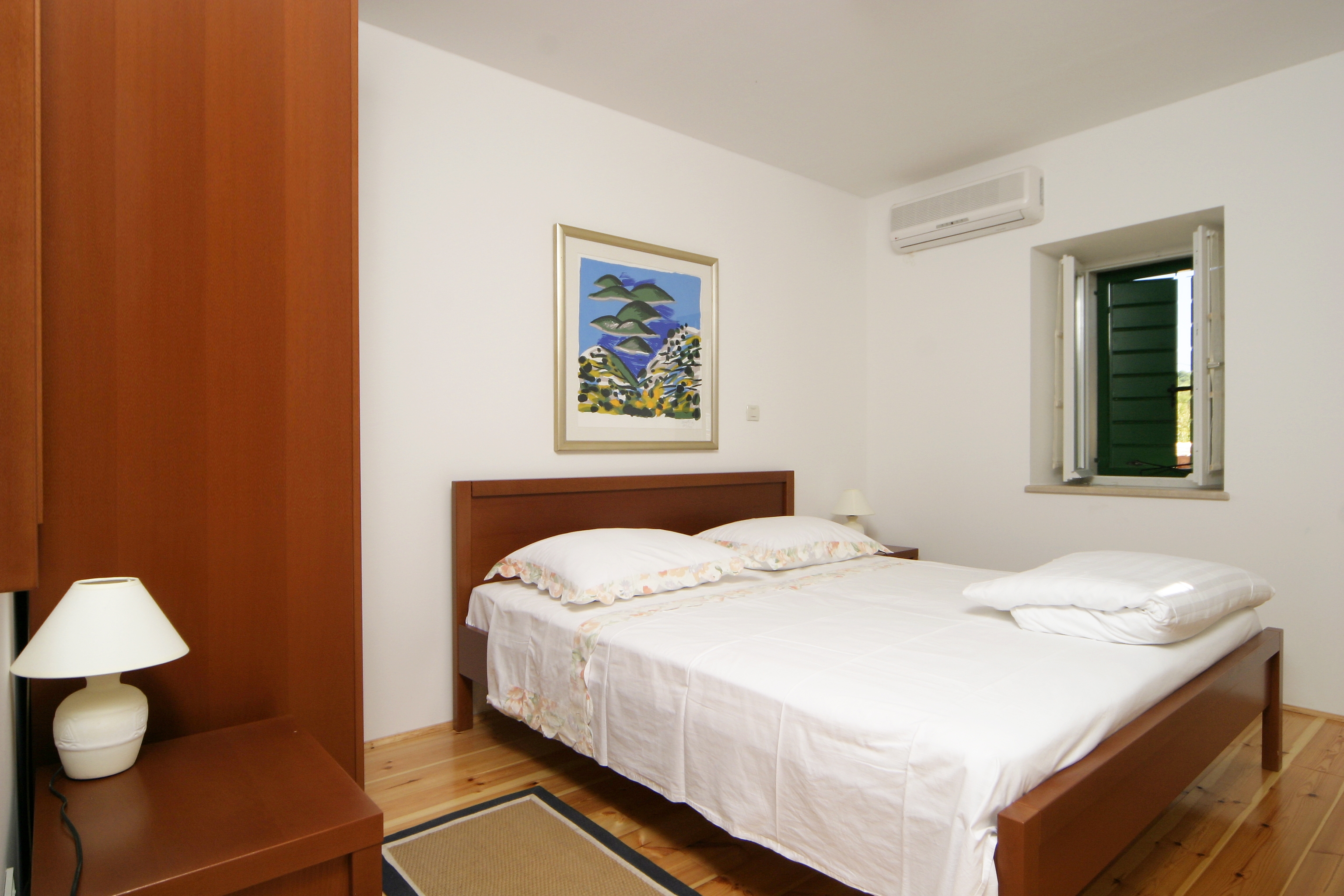 Three bedroom house with terrace and sea view Sumartin, Brač  K