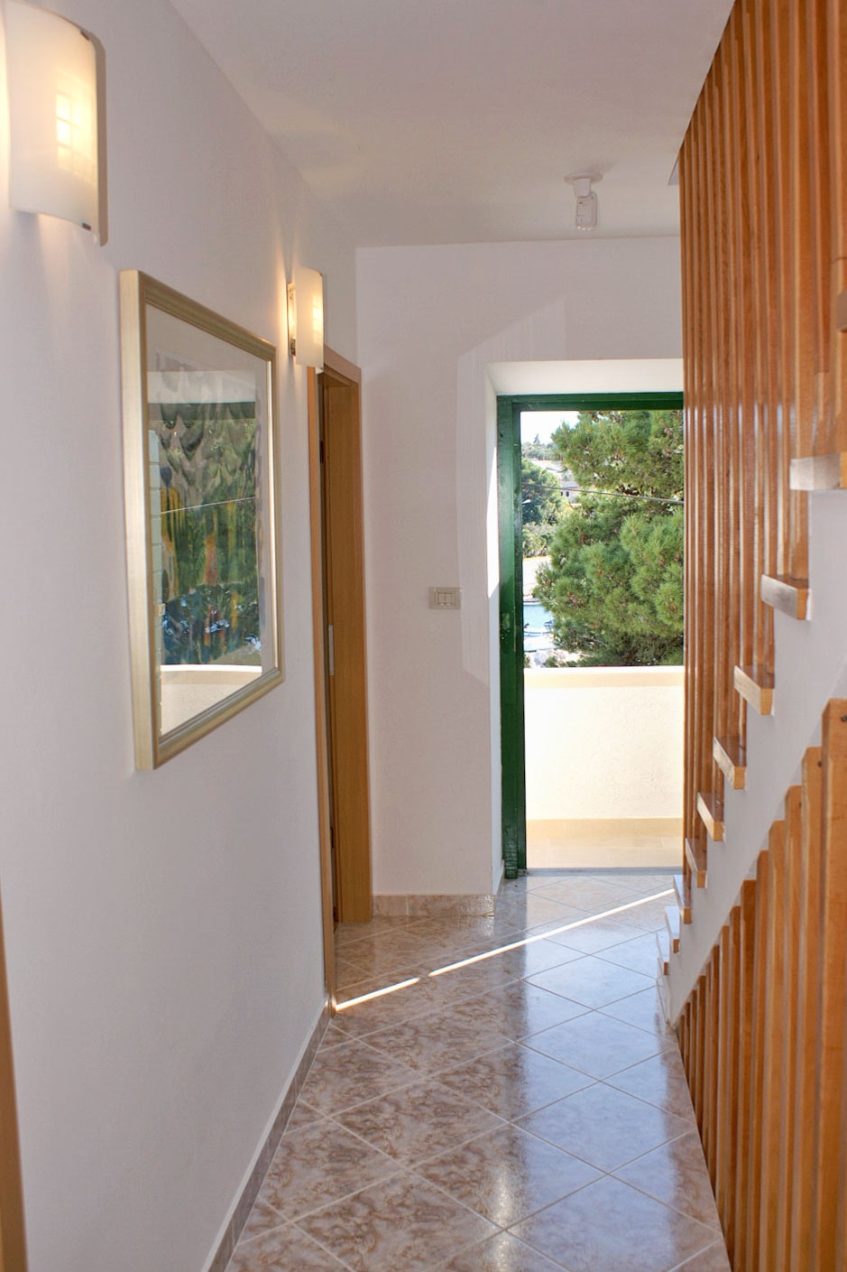 Three bedroom house with terrace and sea view Sumartin, Brač  K