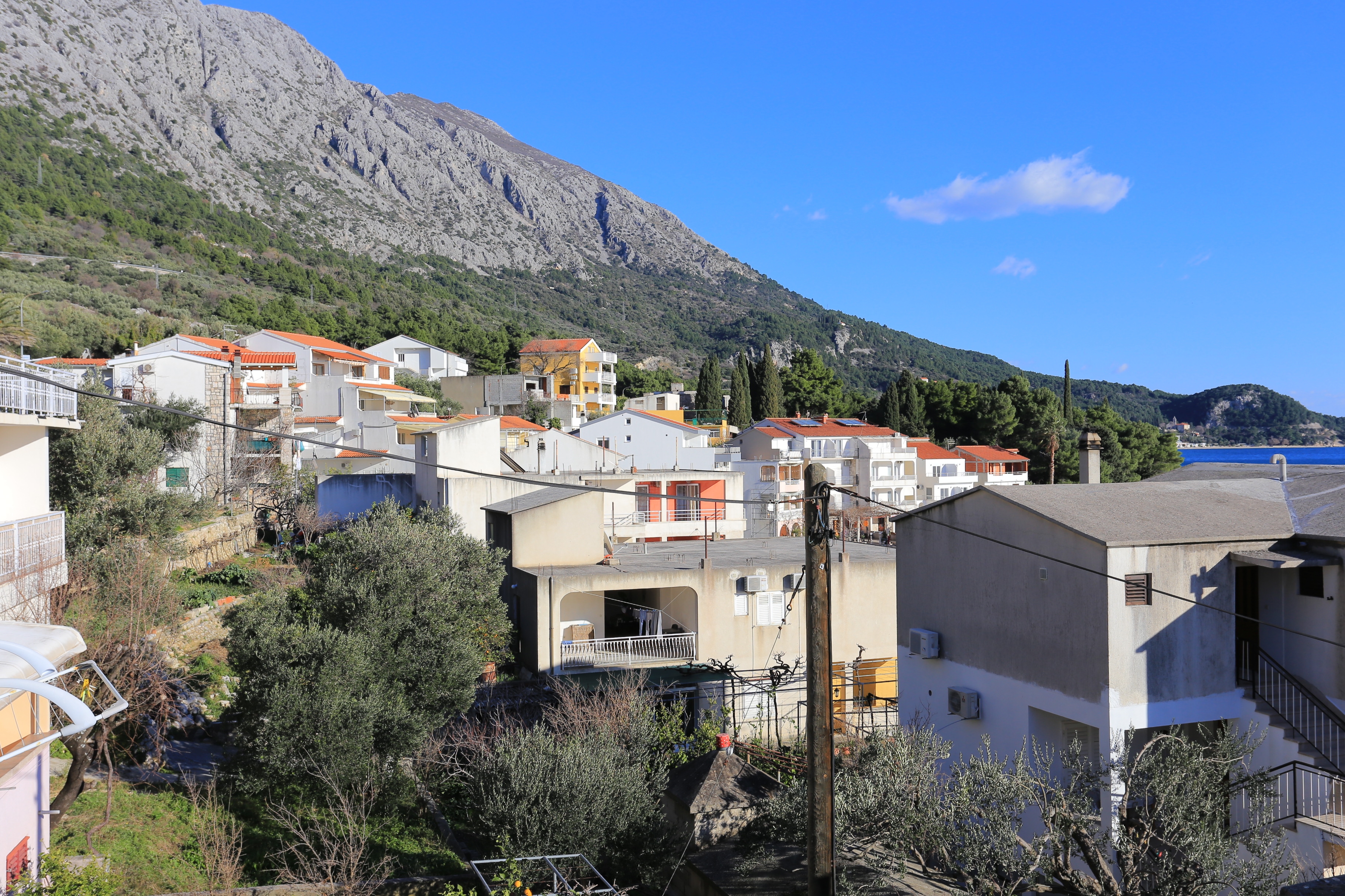 One bedroom apartment near beach Igrane, Makarska  A-b