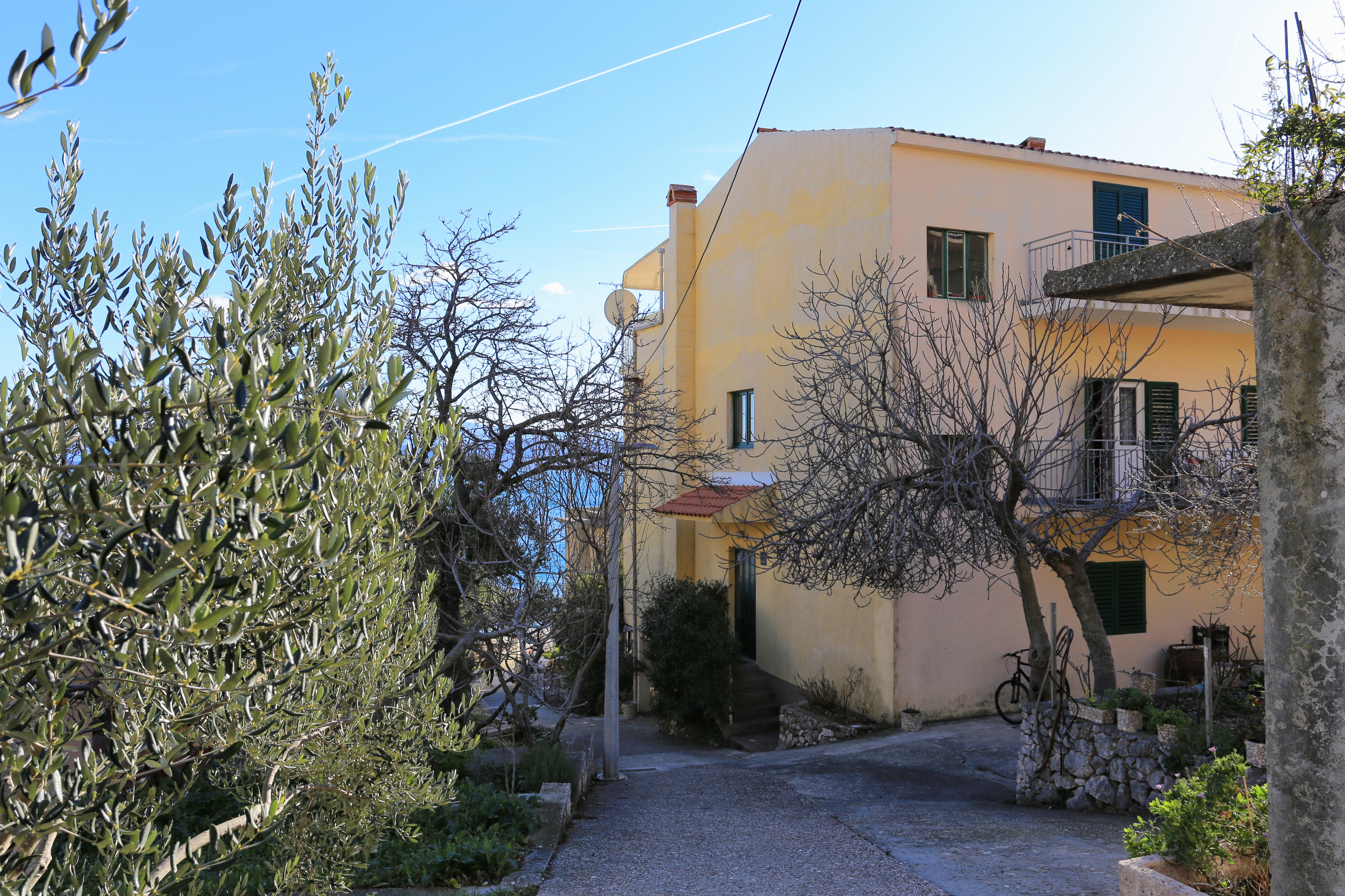 Studio flat near beach Igrane, Makarska (AS-311-a)