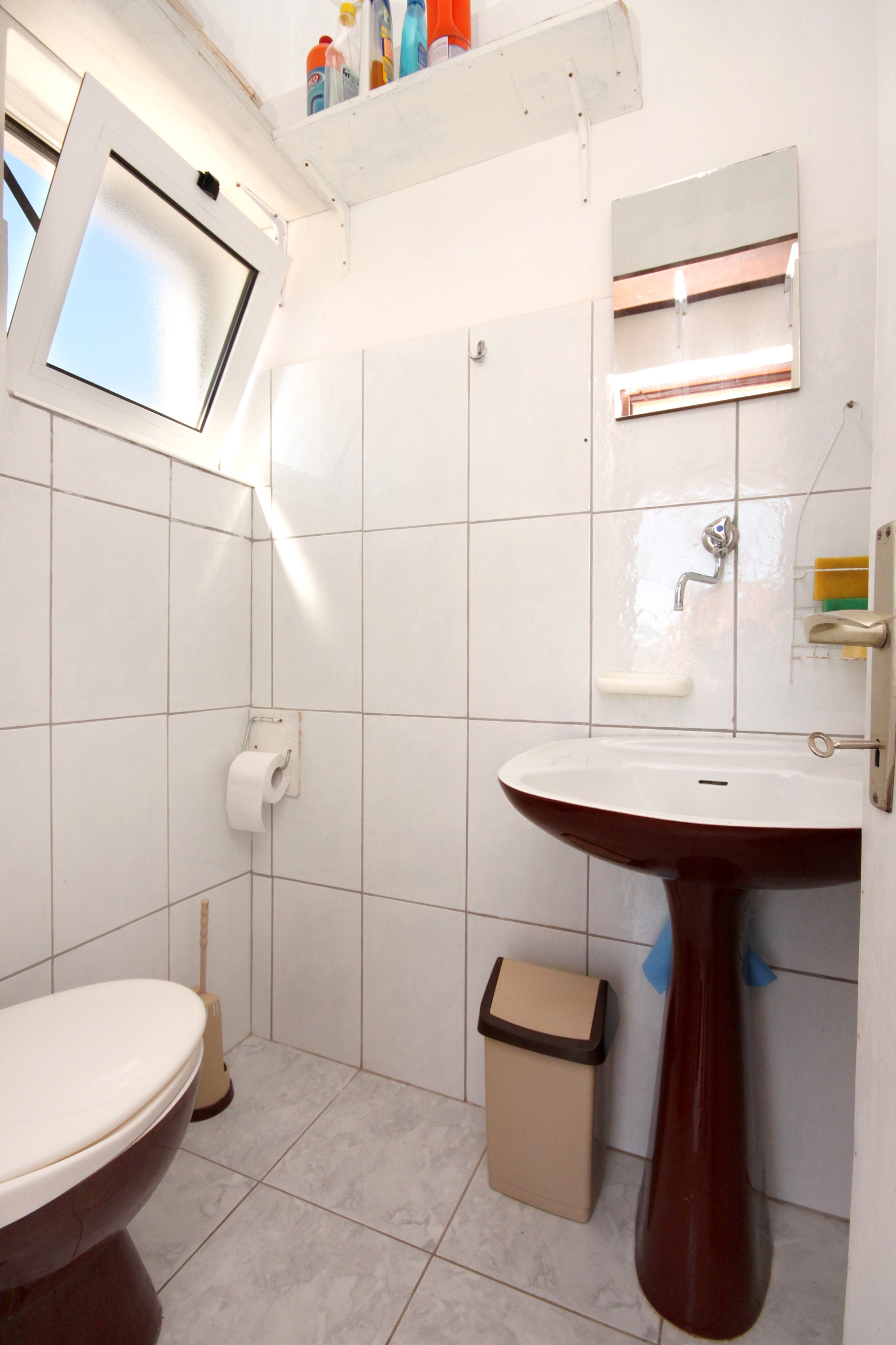 Two bedroom apartment with terrace and sea view Podaca, Makarska  A-c