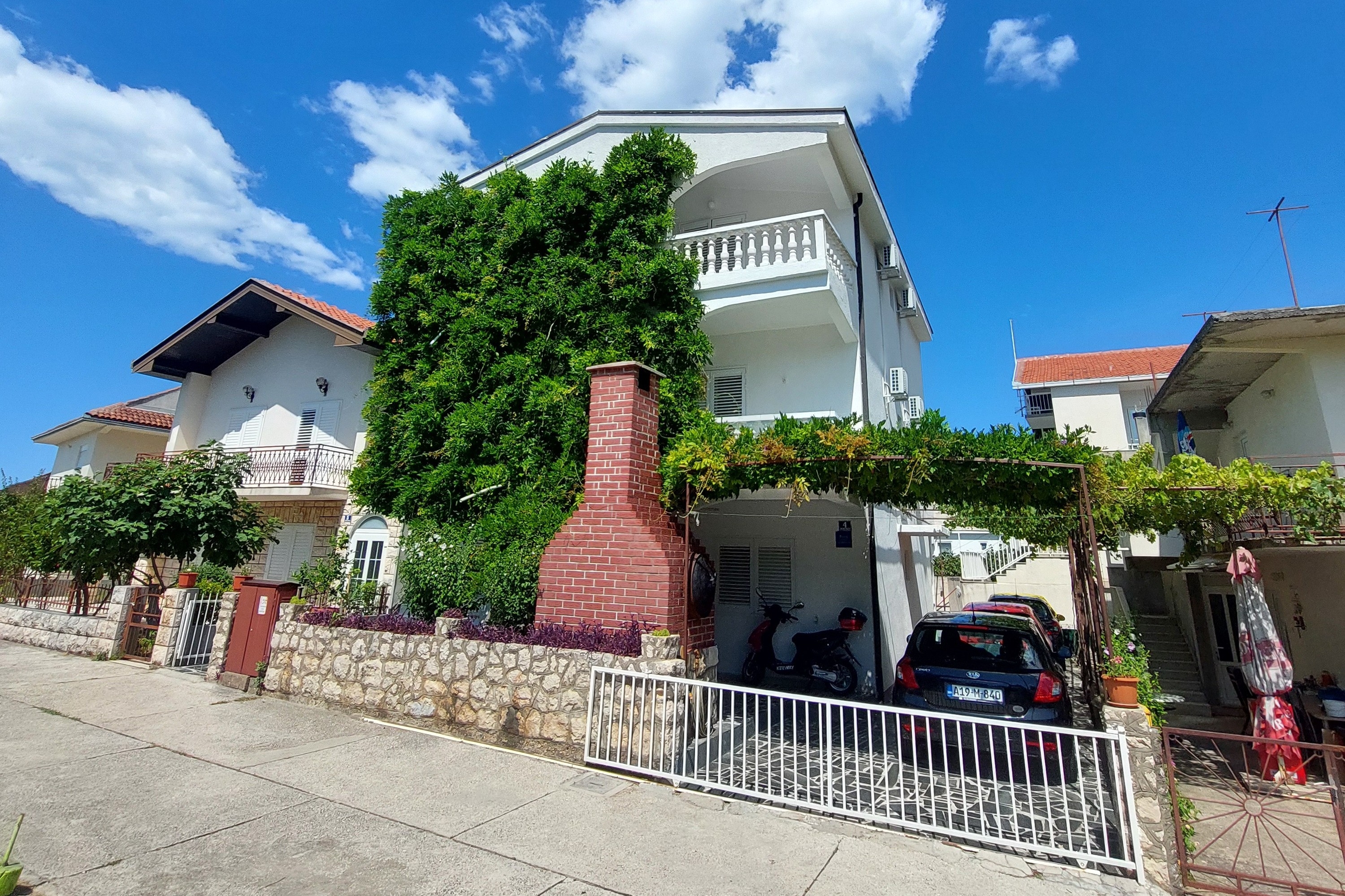 Two bedroom apartment with terrace and sea view Podaca (Makarska) (A-312-c)