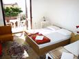 Bedroom 1 Podaca, Bedroom 1 in the apartment, air condition available and WiFi.