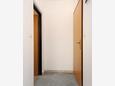 Pag, Hallway in the studio-apartment, (pet friendly) and WiFi.