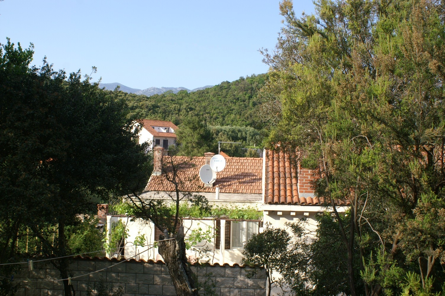 Two bedroom apartment with terrace Žrnovska Banja, Korčula  A-b