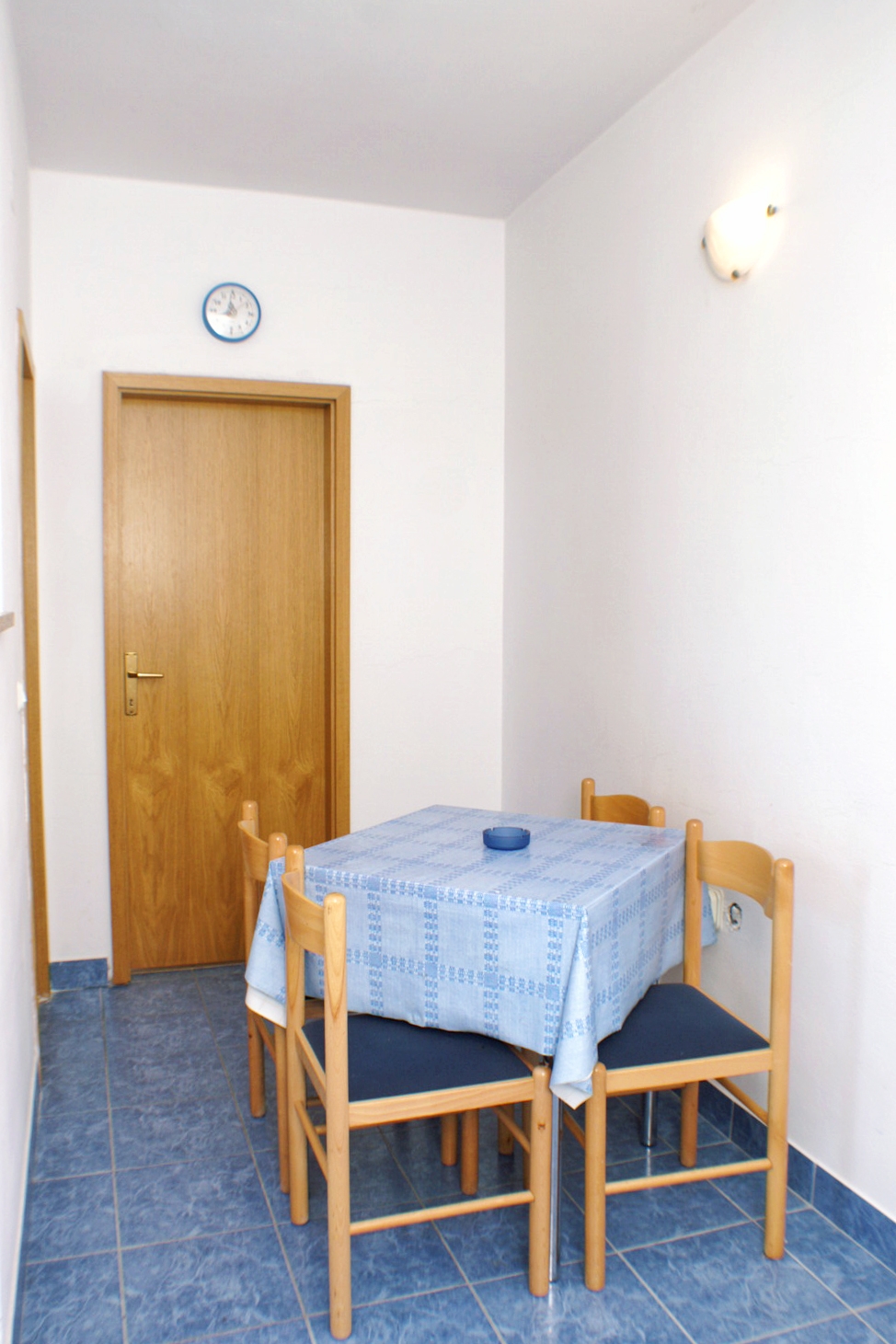 One bedroom apartment with terrace Trpanj, Pelješac (A-3157-d)