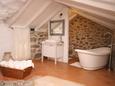 Bathroom 1 Humac, Bathroom 1 in the house, dopusteni kucni ljubimci.