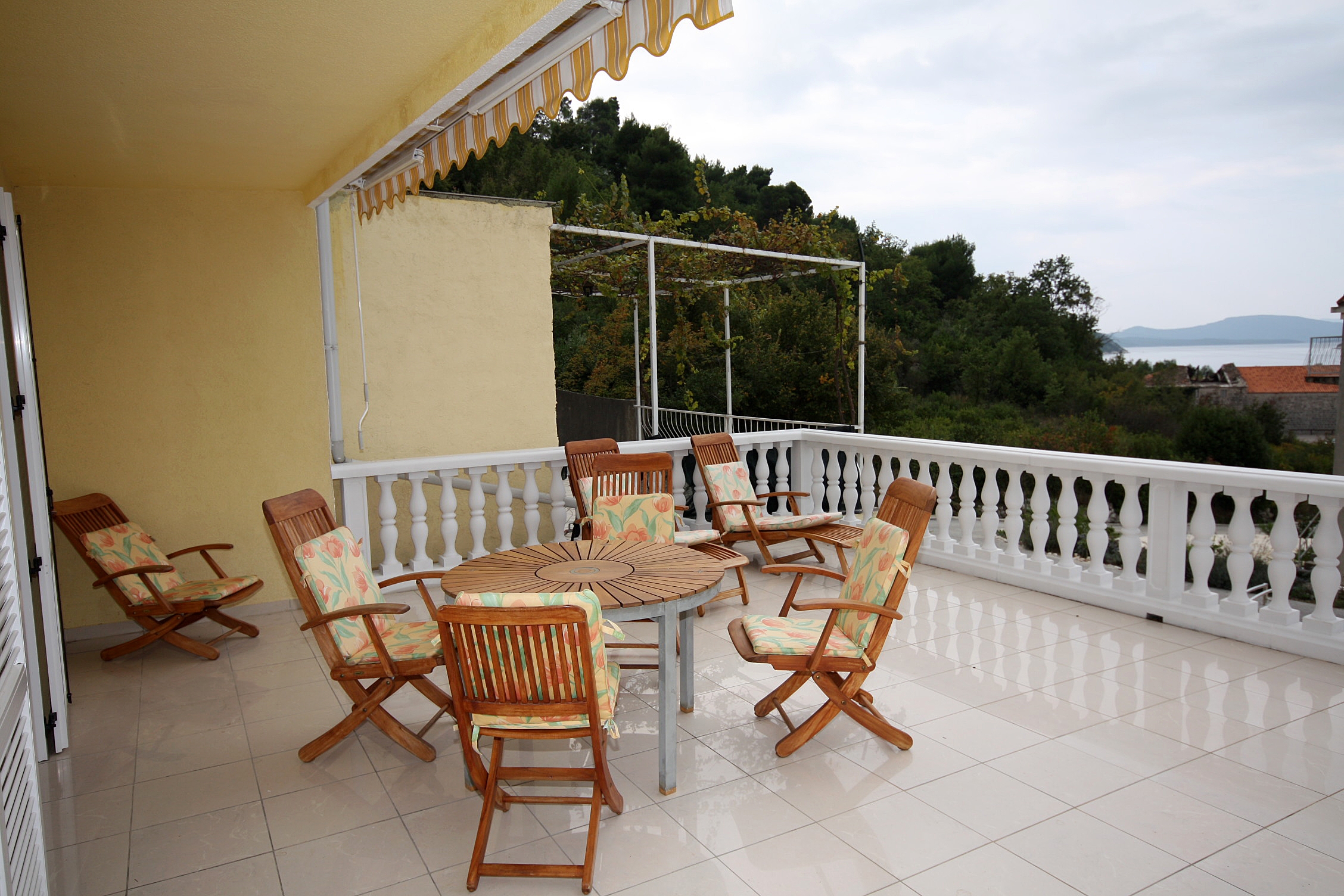 Two bedroom apartment with terrace and sea view Slano, Dubrovnik (A-3183-a)
