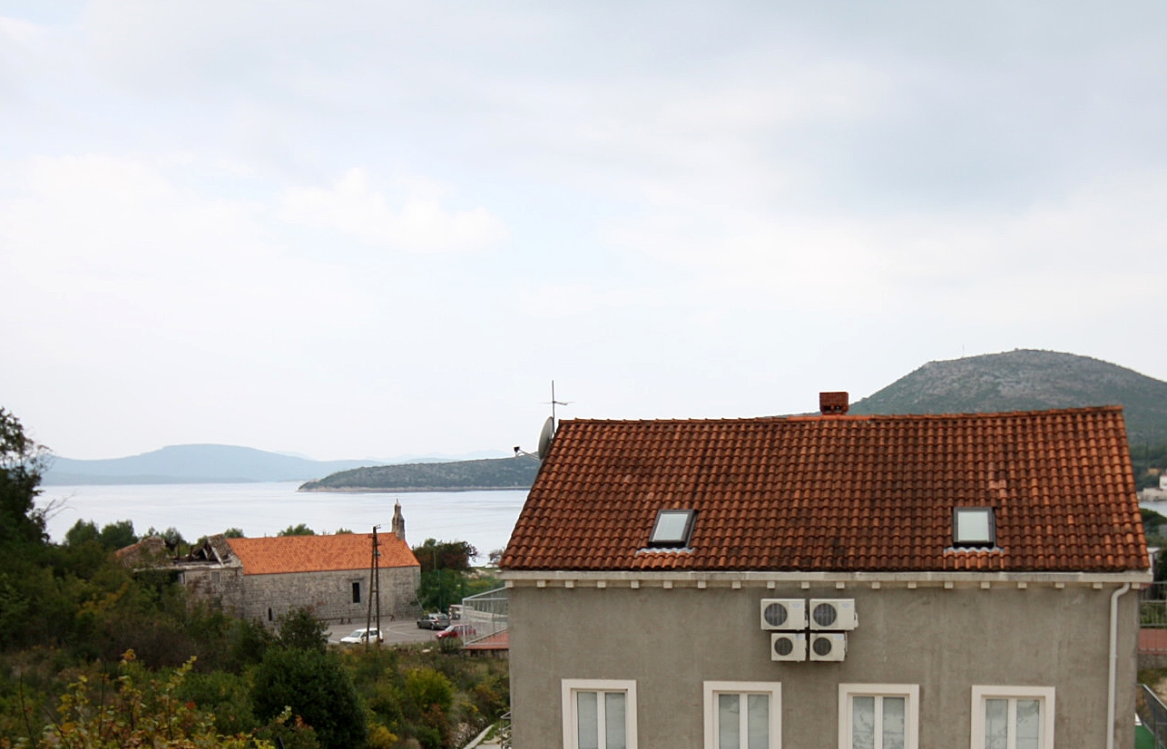 One bedroom apartment with balcony and sea view Slano, Dubrovnik  A-b