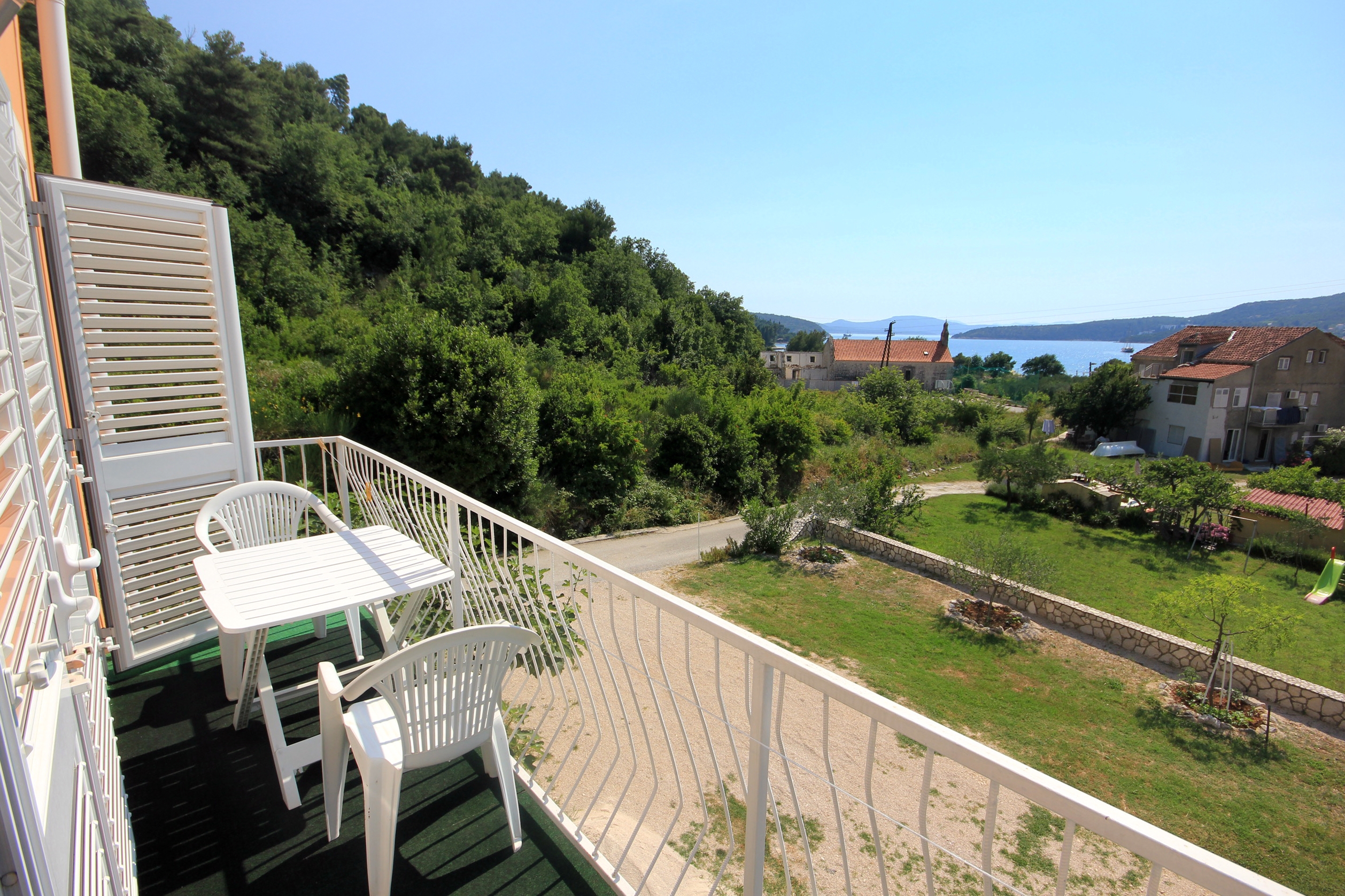 Two bedroom apartment with balcony and sea view Slano, Dubrovnik  A-c