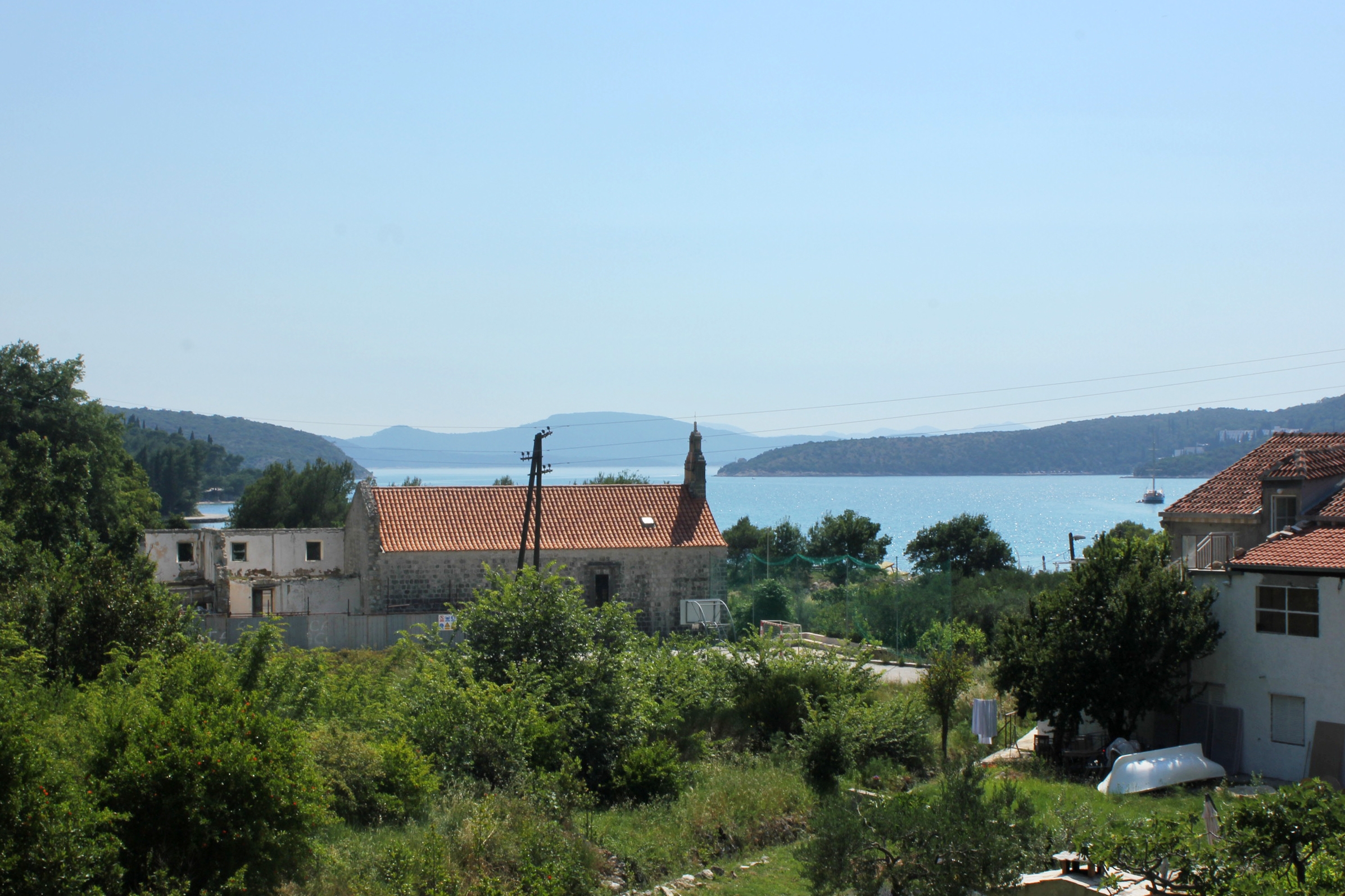 Two bedroom apartment with balcony and sea view Slano, Dubrovnik  A-c
