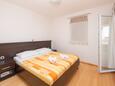 Ložnice 1 Tučepi, Ložnice 1 v ubytování typu apartment, s klimatizací a WiFi.