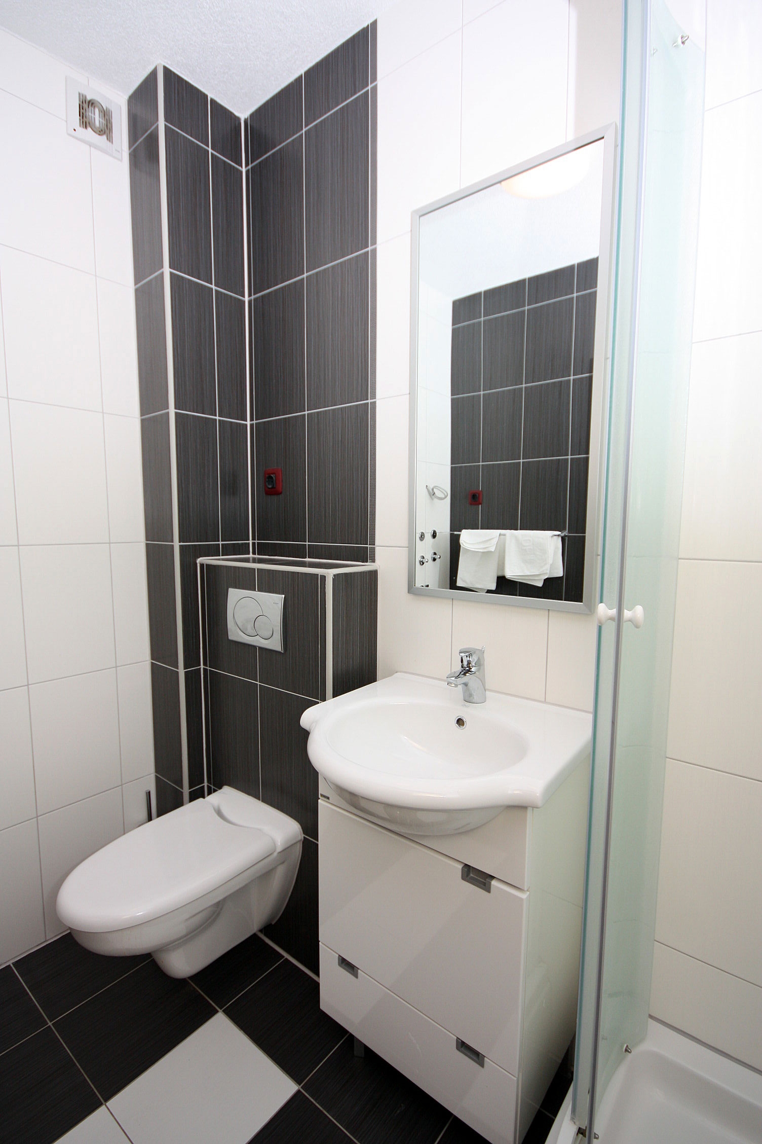Two bedroom apartment with balcony and sea view Tučepi, Makarska  A-j