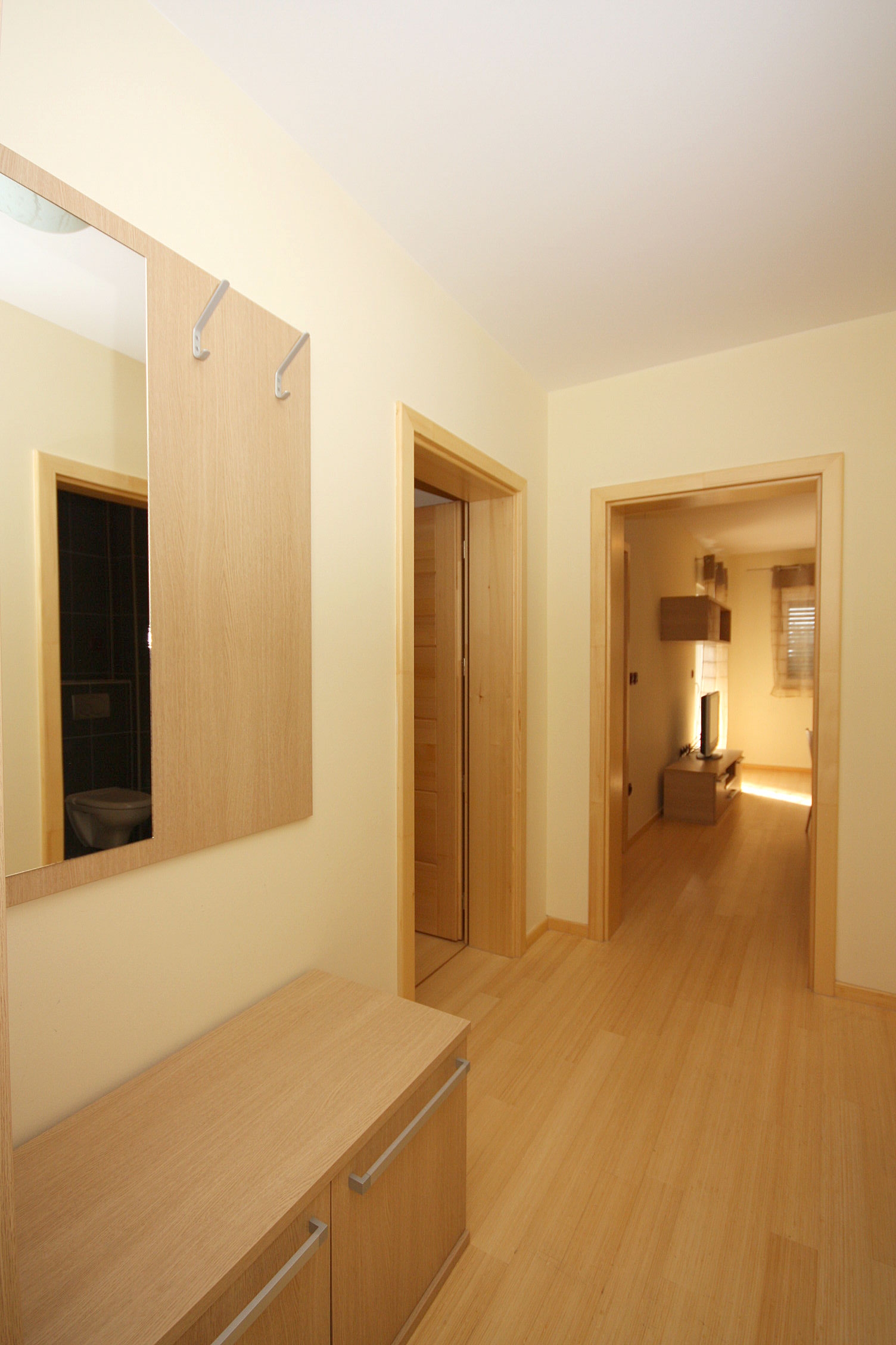 Two bedroom apartment with balcony and sea view Tučepi, Makarska  A-j