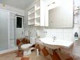 Rogoznica, Bathroom in the apartment, (pet friendly) and WiFi.