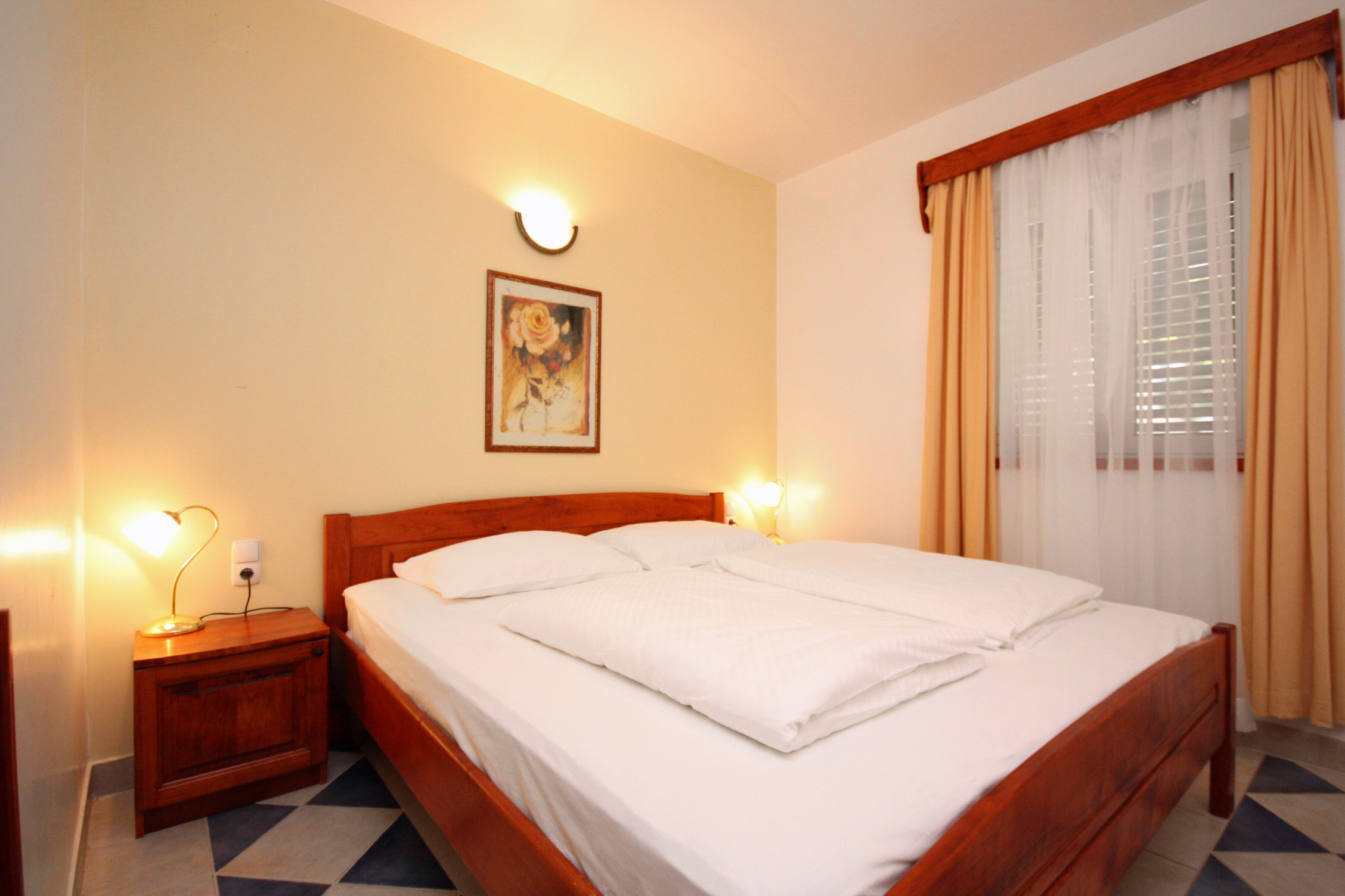 One bedroom apartment with terrace Rogoznica (A-3197-a) One bedroom apartment with terrace Rogoznica (A-3197-a)