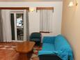 Rogoznica, Sala de estar in the apartment, (pet friendly) y WiFi.