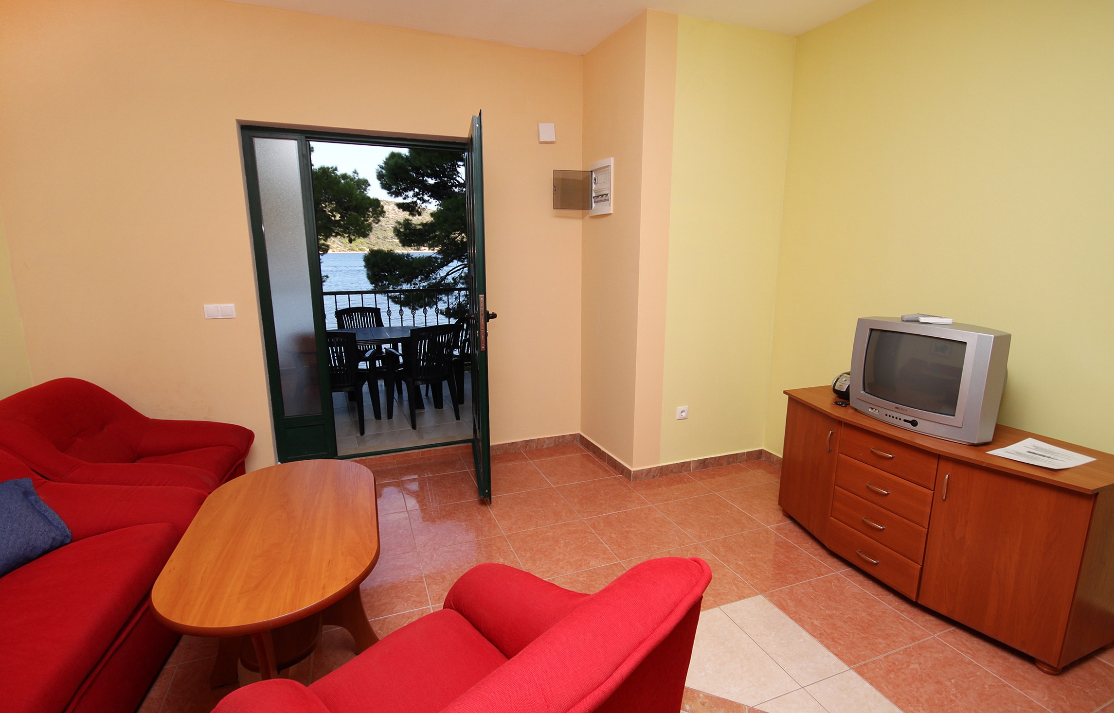 Two bedroom apartment near beach Rogoznica (A-3198-a) Two bedroom apartment near beach Rogoznica (A-3198-a)