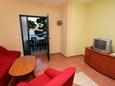 Obývací pokoj Rogoznica, Obývací pokoj v ubytování typu apartment, domácí mazlíčci povoleni a WiFi.