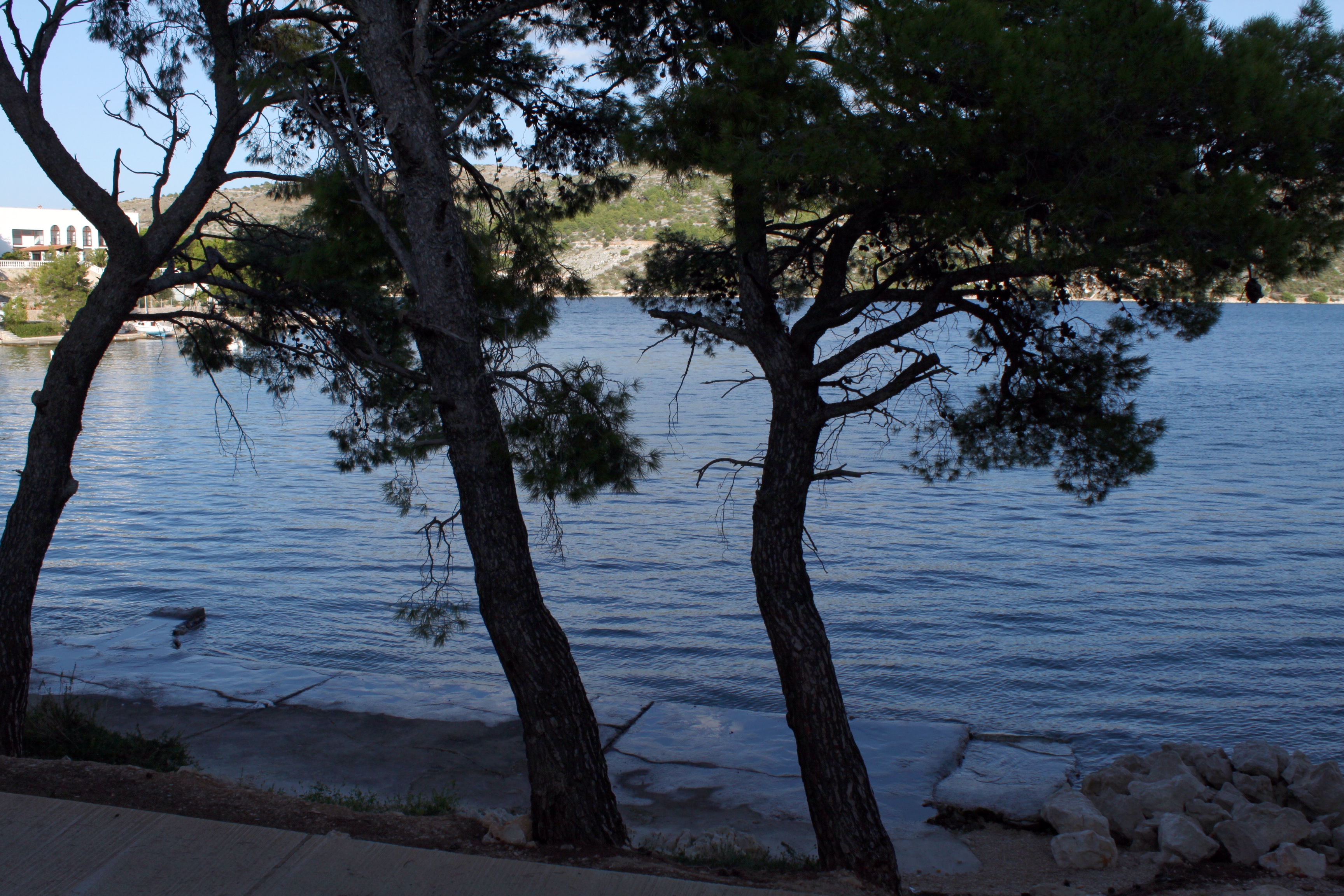 Two bedroom apartment near beach Rogoznica  A-a