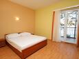 Rogoznica, Schlafzimmer 1 in folgender Unterkunftsart apartment, Haustiere erlaubt und WiFi.