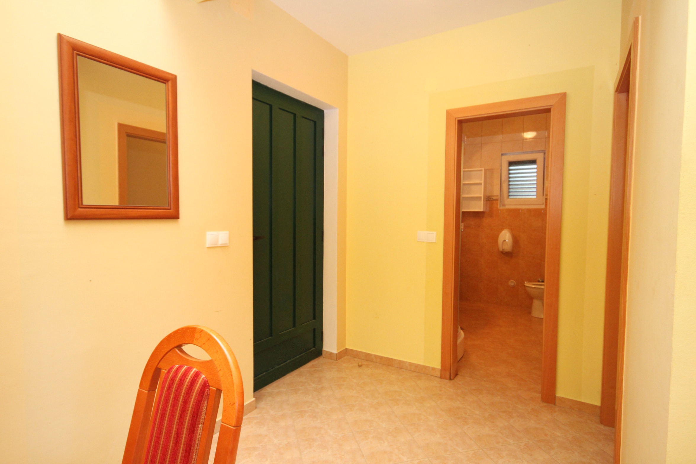 Two bedroom apartment near beach Rogoznica  A-c