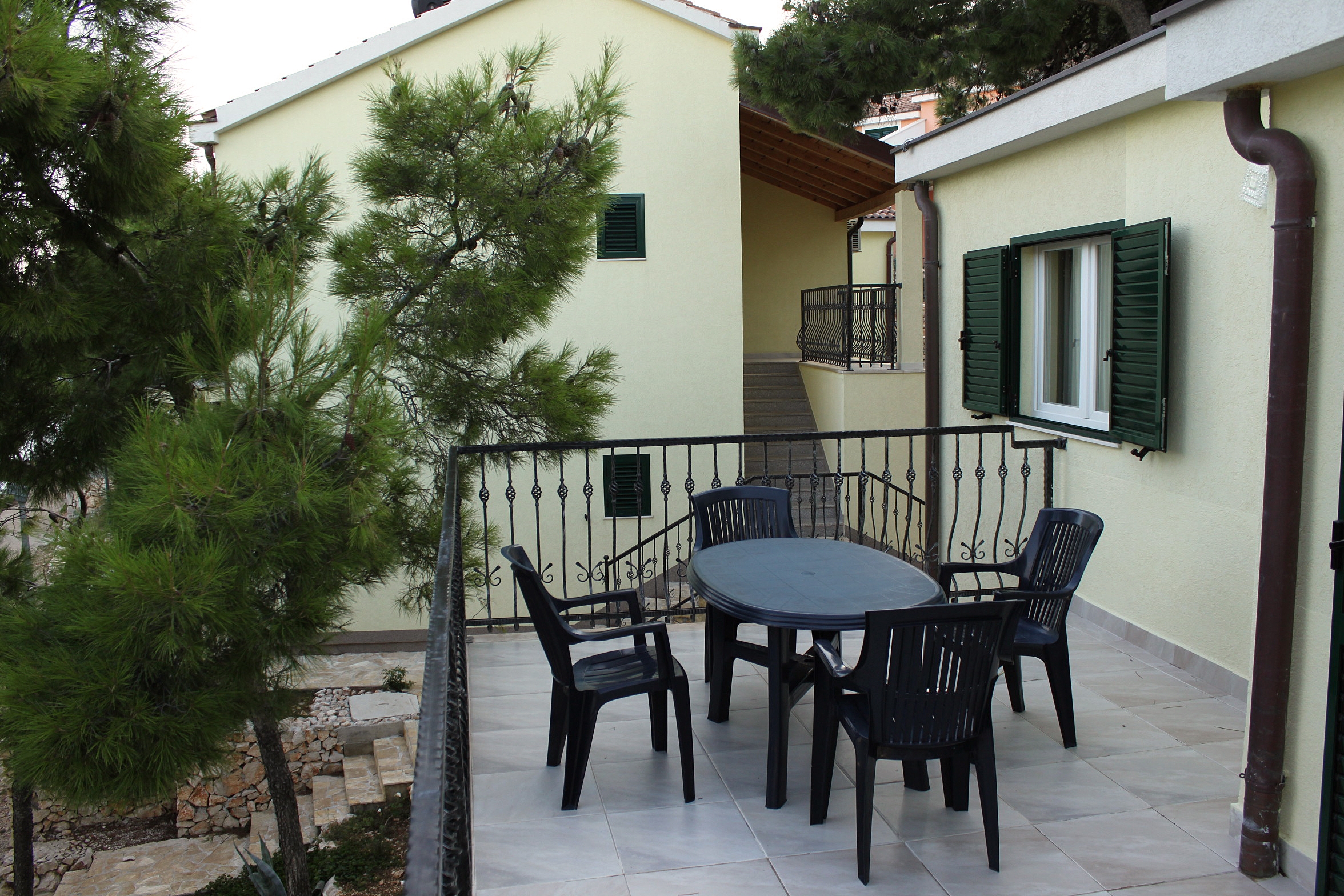 One bedroom apartment near beach Rogoznica (A-3198-d) One bedroom apartment near beach Rogoznica (A-3198-d)