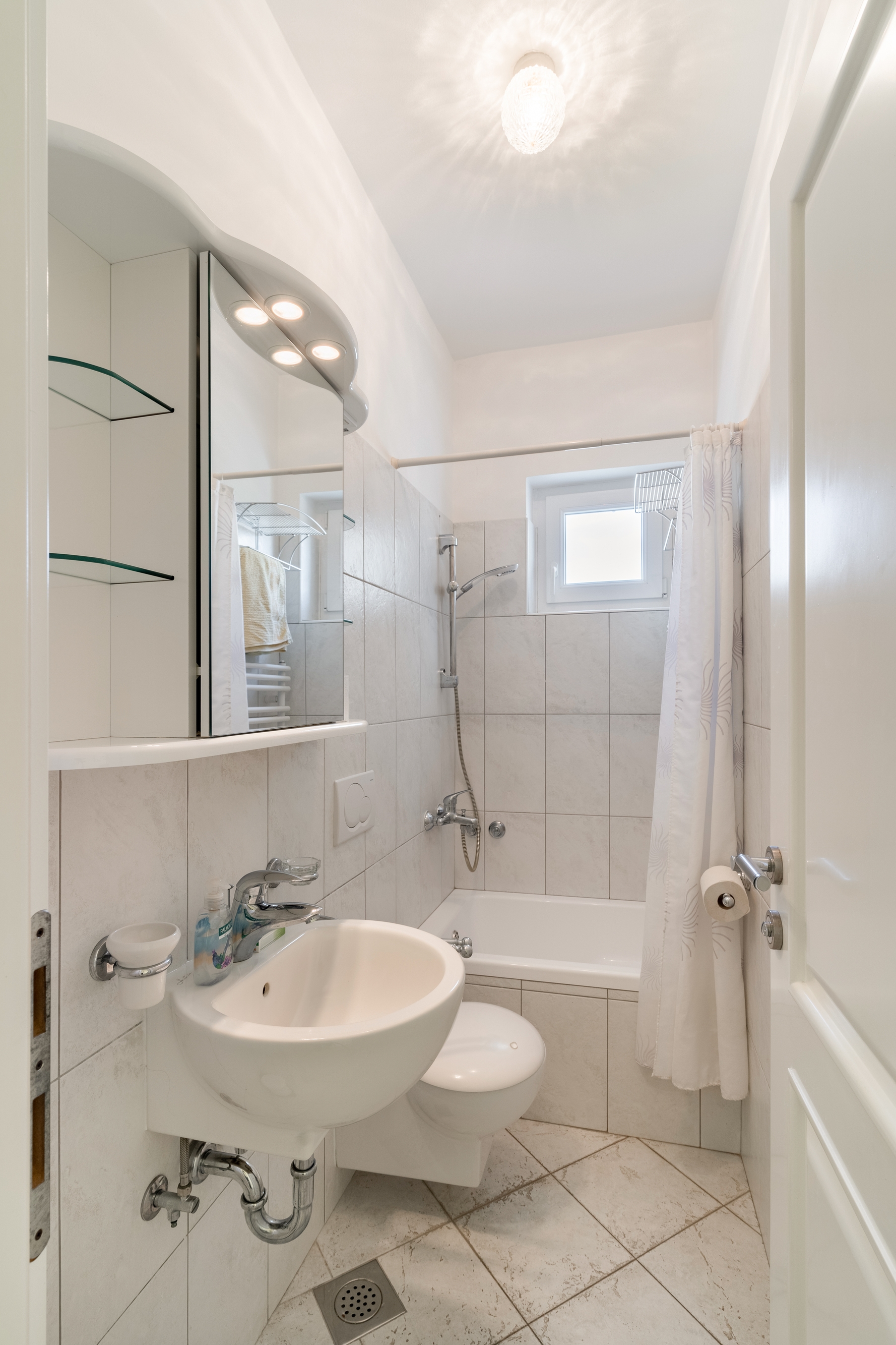 Top Rab Barbat Top Rab Barbat