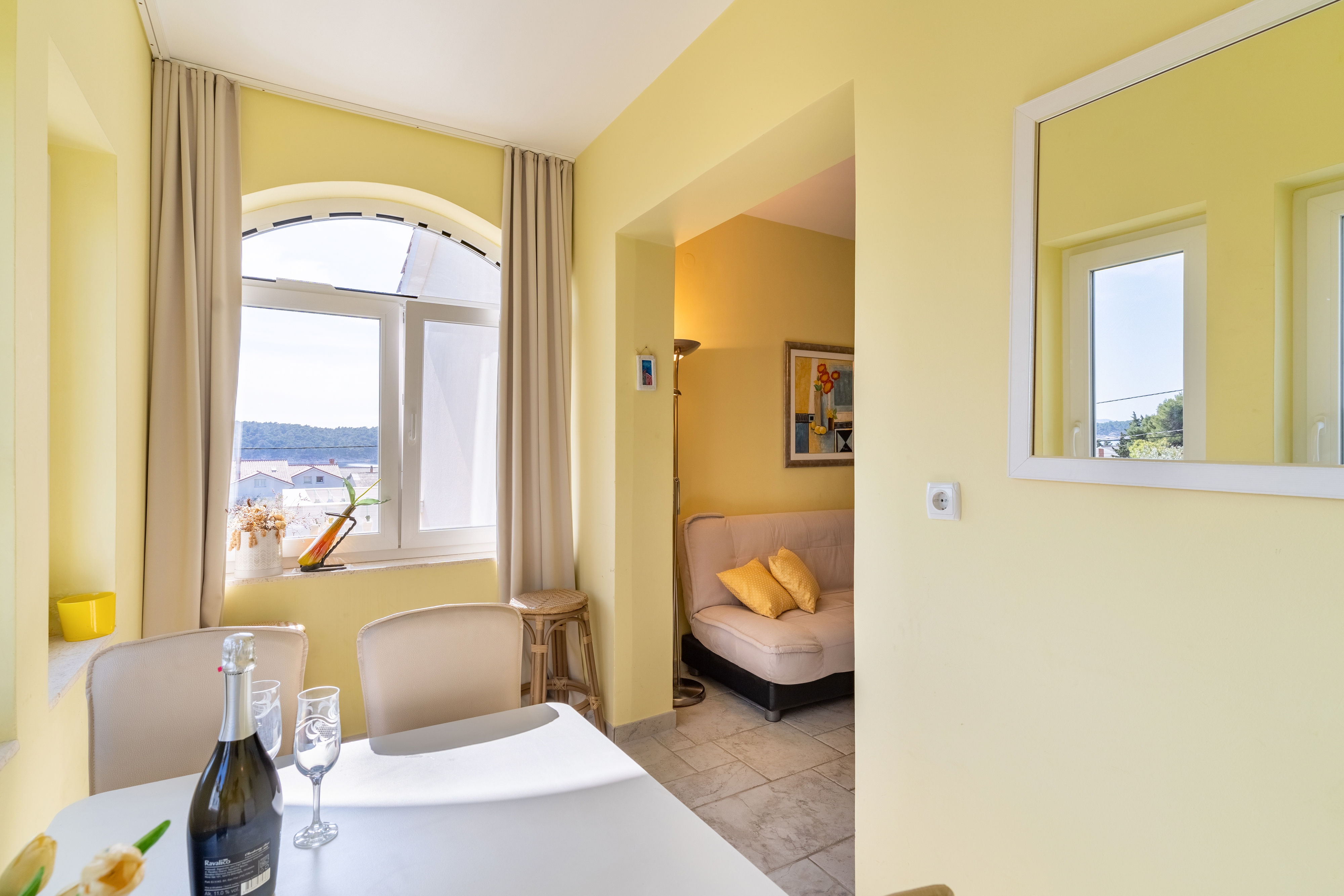 One bedroom apartment with terrace and sea view Barbat, Rab (A-3203-a) One bedroom apartment with terrace and sea view Barbat, Rab (A-3203-a)