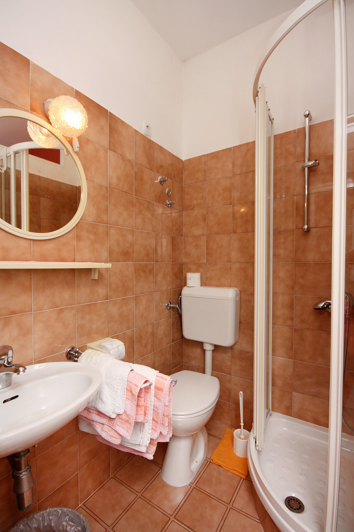 Studio flat with terrace and sea view Barbat, Rab  AS-b