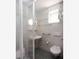 Bathroom 1 Banjol, Bathroom 1 in the apartment, dopusteni kucni ljubimci.