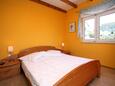 Bedroom 2 Banjol, Bedroom 2 in the apartment, dopusteni kucni ljubimci.
